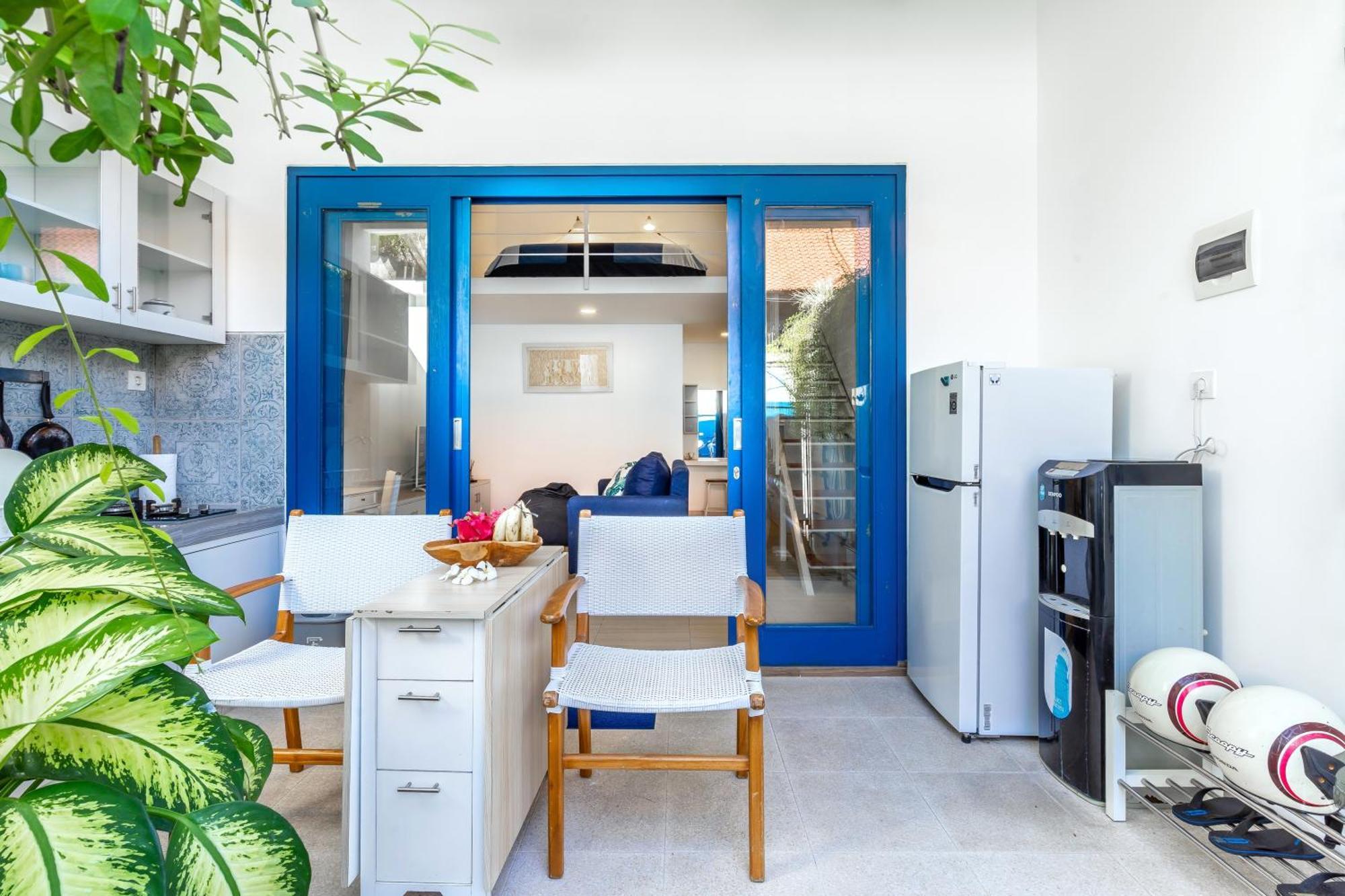 The Blue Loft Seminyak Free Scooter Lägenhet Exteriör bild
